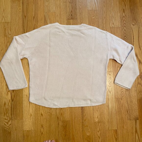 Pink Uniqlo 3D Knit Cotton Relaxed Sweater | V-Neck - Picture 3 of 6